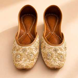 Premium Women Khussa Pumps Handmade Ethnic Pakistani Flats Comfortable Slip On Shoes Factory Wholesale Available <b>For</b> <b>Sale</b> - Product Image 2
