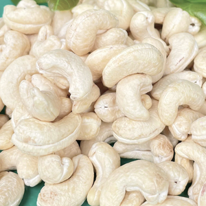 Wholesale Cheap Raw Cashew <b>Nuts</b> WW180, WW240, WW320, LP Cashew <b>Nuts</b> W240 Cashew <b>Nuts</b> Short Leadtime - Product Image 1