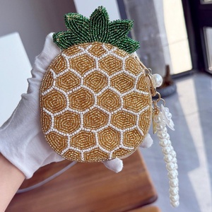 Nuevo Monedero de Alta Calidad con Cuentas, Mini Bolsa con Cierre, Diseño de Frutas, Monedero con Cuentas de Piña y Correa de Perlas al Mejor Precio - Product Image 1