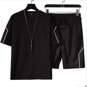 Conjunto deportivo informal de verano para hombre, de color sólido, estilo nuevo, con camiseta de manga corta y pantalones cortos de corte holgado. - Product Image 5