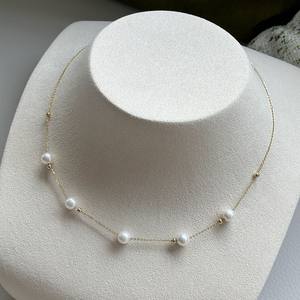 Collar de Perlas de Agua Dulce con Diseño de Hebilla de Camelia, Simple y Elegante, de Zhuji, Venta al por Mayor para Mamá - Product Image 2