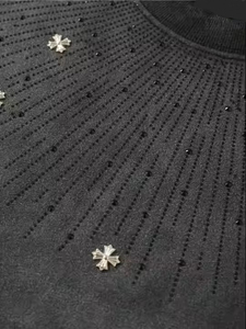 เสื้อยืดโอเวอร์ไซส์สีดำไล่เฉดประดับคริสตัลรูปพระอาทิตย์ พร้อมลายดาว สไตล์ฮิปฮอป สตรีทแวร์ แฟชั่น ผ้าฝ้าย 100% เสื้อยืดผู้ชาย - Product Image 6