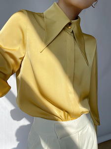 Chemisiers élégants pour femmes, style français, nouvelle collection Printemps 2026, pour le bureau, avec design original et coupe décontractée, vente en gros pour boutiques - Product Image 4