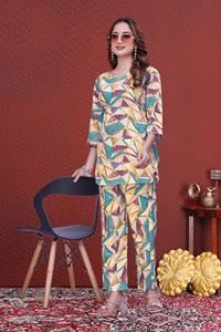 ชุดเซ็ตไมโครพิมพ์ลายทันสมัยสำหรับผู้หญิง แฟชั่นรักษ์โลก คอทรงกลม ชุดสองชิ้น ขายส่ง ไซส์ S ถึง 6XL คละสี - Product Image 4