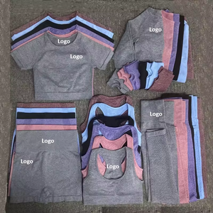ชุดโยคะผู้หญิง 4 ชิ้น สีดำ เสื้อครอปไร้ตะเข็บ สปอร์ตบรา กางเกงเลกกิ้งขาสั้นเอวสูง สายไขว้หลัง คอกลม ซับเหงื่อ - Product Image 5