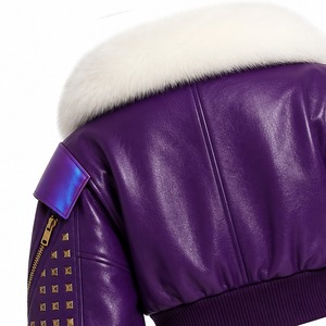 Blouson Bomber Unisexe en Cuir Violet Personnalisé avec Clous Dorés et Fermetures Éclair, Col Rond, Coupe Courte, pour l'Hiver, Style Motard, Vêtements et Tenues, Vente en Gros - Product Image 2
