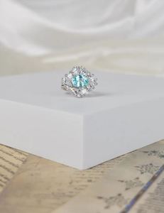 Anillo de compromiso y boda de lujo con halo vintage de turmalina Paraíba cultivada en laboratorio, chapado en oro sobre plata de ley 925, delicado, certificado, 8 gramos - Product Image 2