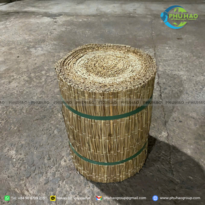 Barrière de protection pour arbres en tapis de jonc tressé, écologique, largeur 45 cm, fibres naturelles, pour jardin et ferme durables - Product Image 6