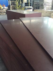 Contrachapado Recubierto de Película de 18 mm, Resistente al Agua, de Primera Clase E1, Color Negro y Marrón, para Encofrados de Construcción, Precio Competitivo - Product Image 2