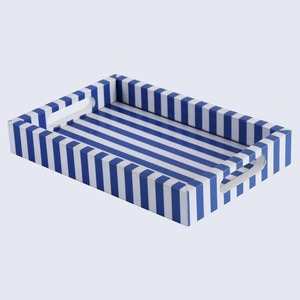 FAIZA CRAFT Plateau de rangement rectangulaire abstrait moderne à un seul niveau, résistant à la chaleur, en résine bleue et blanche, fait main - Product Image 6
