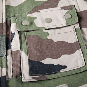 Conjunto de Uniforme Táctico de Camuflaje Unisex - Chaqueta y Pantalones de Poliéster/Algodón Twill Rip-Stop, Color y Logotipo Personalizados, Servicio OEM - Product Image 4