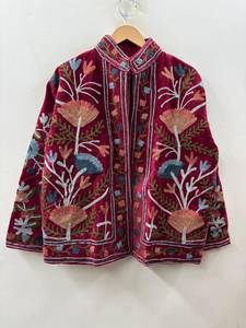 Women Velvet Floral Embroidered <b>Mandarin</b> <b>Collar</b> <b>Jacket</b> Full Sleeve Autumn Handcrafted Short Coat Suzani Style - Product Image 4