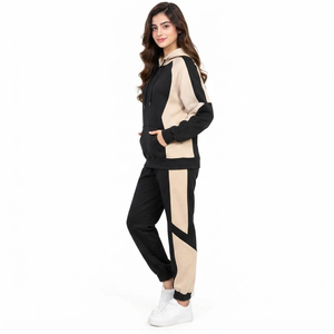Vêtements de sport confortables pour femmes, idéaux pour le fitness, ensemble veste et pantalon légers et respirants - Product Image 2