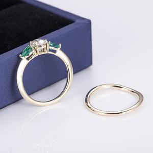 แหวนเพชรโมอิสซาไนต์ทรงรีแบบใหม่ ดีไซน์เต็มวง สวยหรู วัสดุเงิน เหมาะสำหรับงานแต่งงาน งานหมั้น ของขวัญ งานเลี้ยง หรือวันครบรอบ - Product Image 4