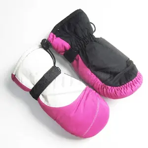 Ultimo Design morbido traspirante antiscivolo resistente all'usura guanti da sci sportivi per bambini