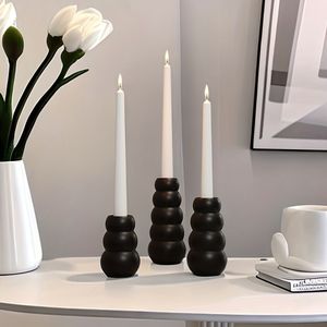 Support à bougies en bois superposé, pièce décorative rustique faite à la main, élégant centre de table pour salle à manger, accent d'ambiance chaleureux pour la maison - Product Image 2