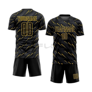 Unisex Soccer Goalkeeper Suit Long-sleeved Protective Football Training Uniform 100% Polyester Customized Team Name Flag Winter - Product Image 6