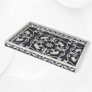 Plateau de service rectangulaire classique en bois et résine poli, fait main, durable, pour mariage - Product Image 3