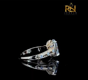 Bague Art Déco en Or Massif Gravé Vintage avec Diamant de Laboratoire Taillé Coussin 2 Carats pour Femme – Fournisseur OEM ODM B2B en Gros - Product Image 5