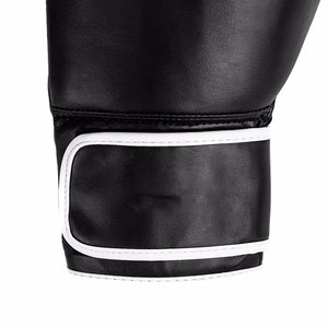 Libérez votre potentiel avec des gants de boxe personnalisés de haute qualité, pour le kickboxing et la boxe. - Product Image 6