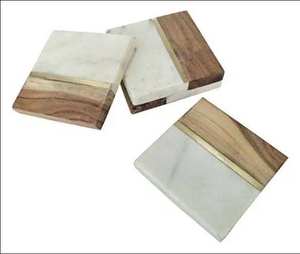 Modern design wooden coasters with brown finished ideal for office and home - Product Image 6