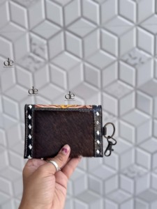 กระเป๋าใส่เหรียญทำจากหนังวัวแบบตะวันตกแกะสลักอุปกรณ์ด้วยมือใหม่กระเป๋าสตางค์ขนาดเล็กแบบมินิสำหรับผู้หญิงของขวัญตะวันตก - Product Image 4