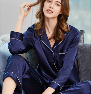 Conjunto de Pijama de Seda para Mujer, Sexy, con Bordado a Máquina, Manga Larga, Logotipo Frontal, 100% Seda Natural - Product Image 2