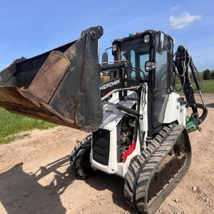 Chargeuse compacte Hidromek haut de gamme avec des performances puissantes et un fonctionnement fiable pour la construction, l'agriculture et l'aménagement paysager - Product Image 1
