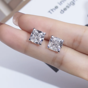 Boucles d'oreilles en diamant taille princesse de 2,63 carats certifiées IGI, cultivées en laboratoire, en platine, style classique, bijoux de mariage pour femmes - Product Image 4