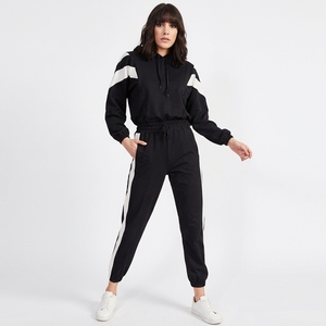 Survêtement à capuche pour femme, noir et blanc, style sportif, coupe régulière, manches longues, fermeture à cordon, idéal pour l'automne - Product Image 5