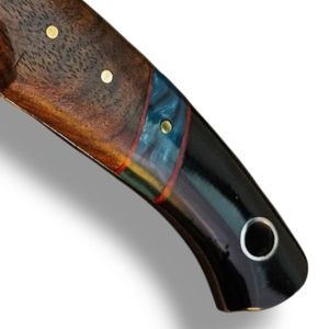 Cuchillos de Caza Premium con Patrón Único de Damasco, Hoja Fija, Mango de Madera Natural, Empuñadura Negra y Remaches Decorativos para Actividades al Aire Libre - Product Image 4