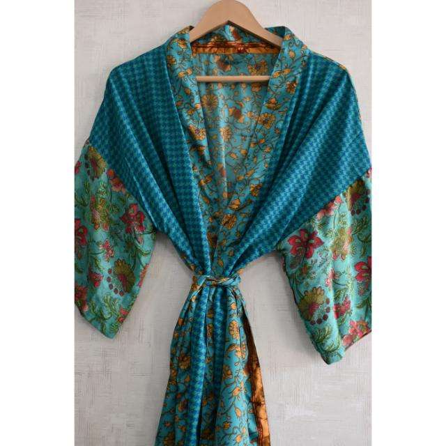 เช่นเดียวกับภาพ