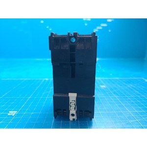 Disjoncteur différentiel Fuji AUTO BREAKER EA32AC d'occasion – Pièces détachées d'équipement semi-conducteur Legacy - Product Image 3