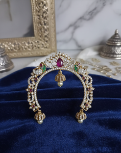 Broche de cheveux en diamant américain avec motifs floraux de paon, pendentifs Jhumka et accents de perles, bijoux de cheveux de mariée traditionnels pour femmes - Product Image 6