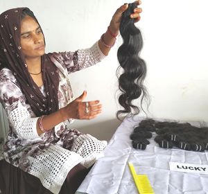 Traitement chimique de couleur naturelle de vague de corps d'extensions crues indiennes de cheveux vierges de double trame de haute qualité aucun de haute qualité - Product Image 5