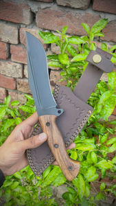 Couteau Bowie Skinner artisanal en acier à haute teneur en carbone avec manche solide et prise en main parfaite pour la chasse, qualité supérieure à prix abordable avec OEM - Product Image 2