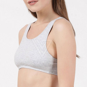 Soutien-gorge de sport respirant et écologique pour femme, grande taille, avec logo frontal, en polyester/coton, maintien moyen, sans coutures - Product Image 2