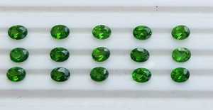 Turmalina Cromada Premium Ovalada de 7x5 mm, Gema Verde Natural para la Fabricación de Joyería al por Mayor y Diseños de Joyería Personalizados - Product Image 2