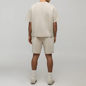 Ensemble T-shirt et short pour homme, col rond, beige, décontracté, tricoté, couleur unie, vêtements d'automne, respirant, style ample, 100% coton, séchage rapide - Product Image 2