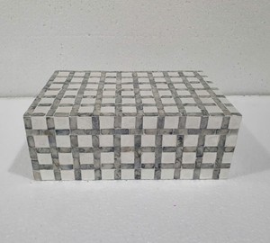 Handcrafted Mother of Pearl Decorative Storage Box with Lid, Luxury Shell Mosaic Keepsake Jewelry Organizer Box Made in Vietnam - Product Image 5