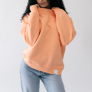 Sweat-shirt en molleton respirant à col montant pour femme, avec lettres brodées sur le devant, vente en gros - Product Image 2