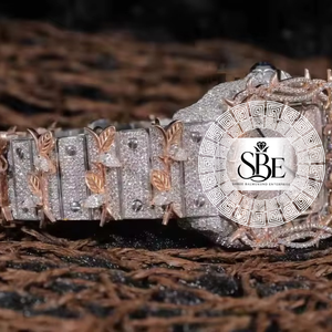 นาฬิกาแฟชั่นผู้ชาย ประดับเพชร สายสแตนเลส สตีล ควอตซ์ กันน้ำ รุ่น Iced Out สีเงิน สีทอง สำหรับขายส่ง - Product Image 2