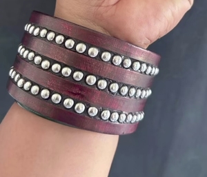 Conjunto de brazaletes gruesos de madera y latón hechos a mano, pulseras llamativas para mujer, accesorios de joyería de moda - Product Image 3