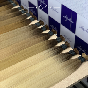 Perruque Kinky Lisse Premium 100% Cheveux Humains Vietnamiens en Gros Livraison Rapide Prix Usine Vietnamienne Argentée Clip-in Kératine - Product Image 2