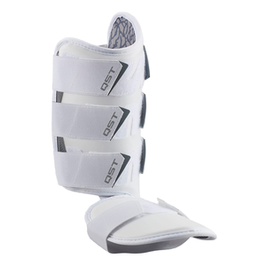 QST INTERNATIONAL-Espinilleras de béisbol y softball para jóvenes y adultos, cómoda Correa triple, 34% polietileno/25% PU - Product Image 1