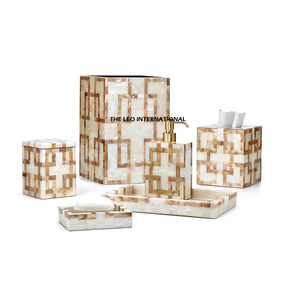 Accesorios de Baño de Metal Premium con Detalles de Cristal, Ideales para Baños de Huéspedes y un Atractivo Interior de Lujo - Product Image 3
