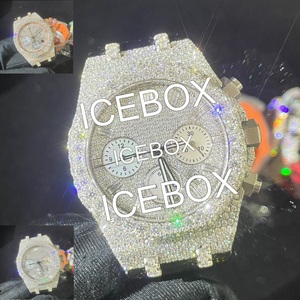 Montre numérique personnalisée étanche 10 bars avec diamants Moissanite VVS, boîtier incrusté, bracelet en acier inoxydable et fermoir, style Hip-Hop - Product Image 1