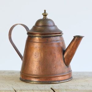 Traditional Copper Kitchen Kettle With Elegant Finish For Hot Beverage Preparation And Beautiful Countertop Display - Product Image 4