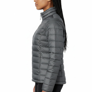 Veste d'hiver pour femmes, style bomber en nylon chaud avec rembourrage et tissu tissé décoratif, doudounes d'extérieur pour grandes tailles - Product Image 3