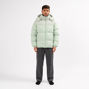 Blouson matelassé à capuche vert clair pour homme, respirant, coupe-vent, décontracté, coupe ample, en polyester, manteau d'hiver avec col montant et fermeture éclair - Product Image 1